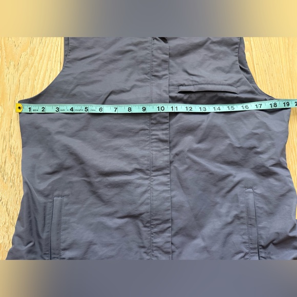 Eileen Fisher zip up vest size L purple - Picture 4 of 8